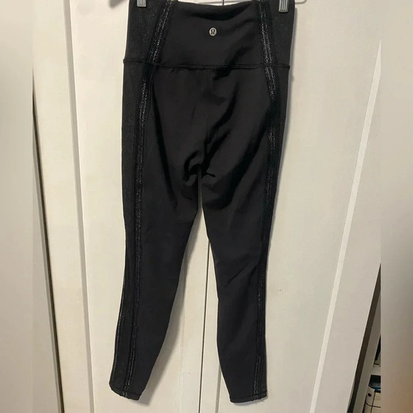Lululemon Athletica - Powerlines leggings - Size 6 - Picture 5 of 8